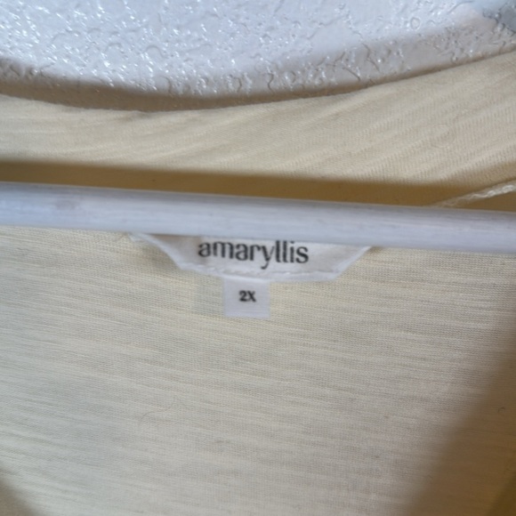 Amaryllis Cream Butter Yellow Slub Cotton Babydoll Top Button Details Size 2X - Picture 2 of 6